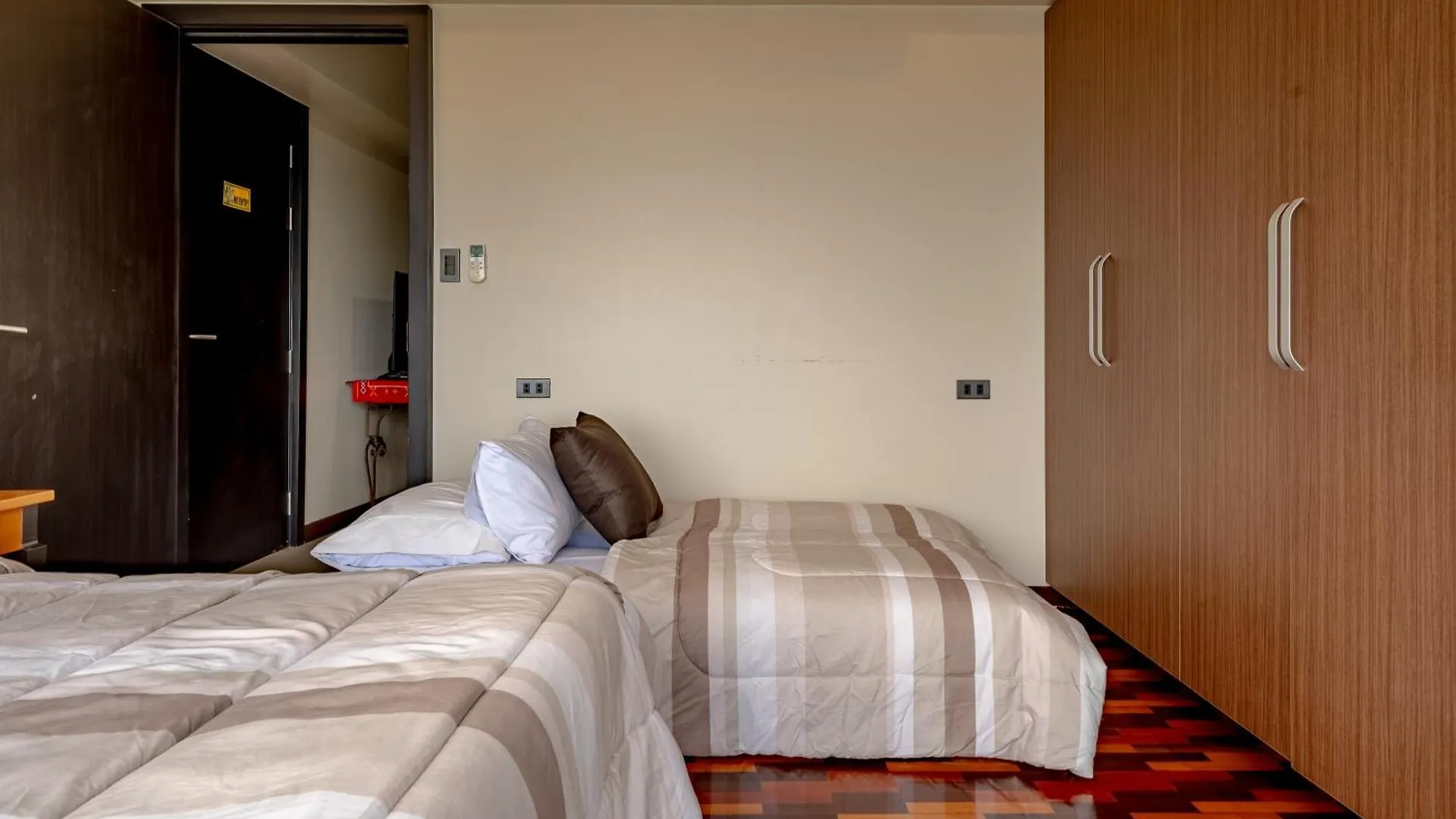 Aeon Towers Apartments I Next To Abreeza Ayala Malls I Prime Location L Fast Wifi L Free Pool I Managed By Bleuspace Davao Filipinas