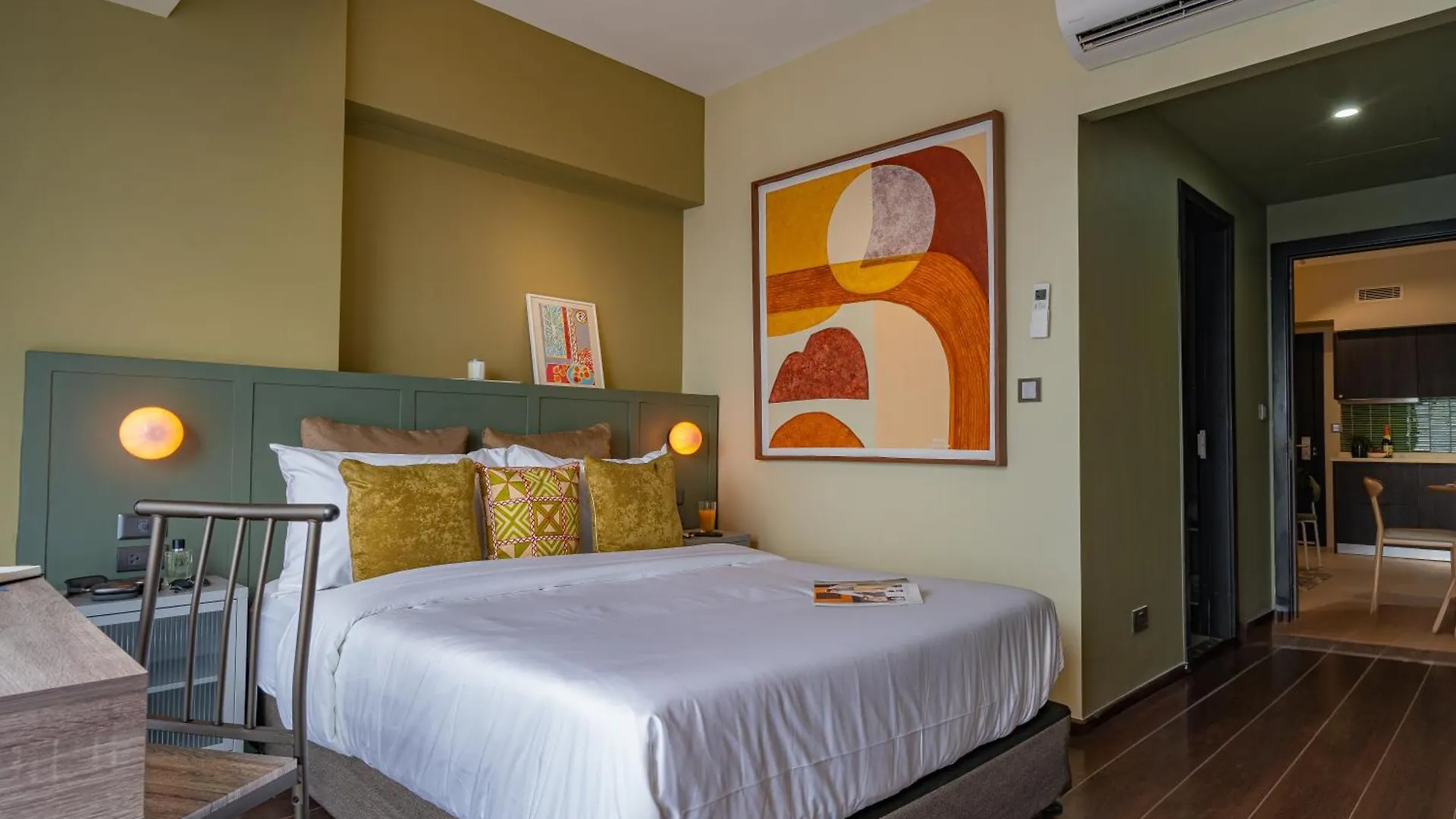 Aeon Towers Apartments I Next To Abreeza Ayala Malls I Prime Location L Fast Wifi L Free Pool I Managed By Bleuspace Davao