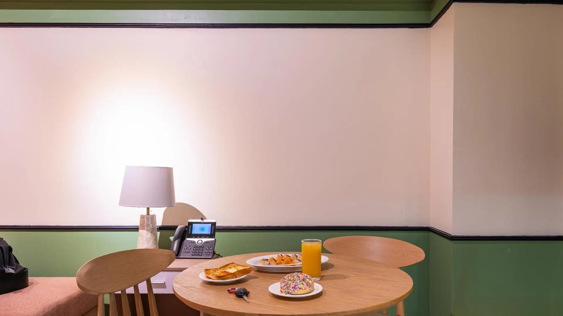 Aeon Towers Apartments I Next To Abreeza Ayala Malls I Prime Location L Fast Wifi L Free Pool I Managed By Bleuspace Davao