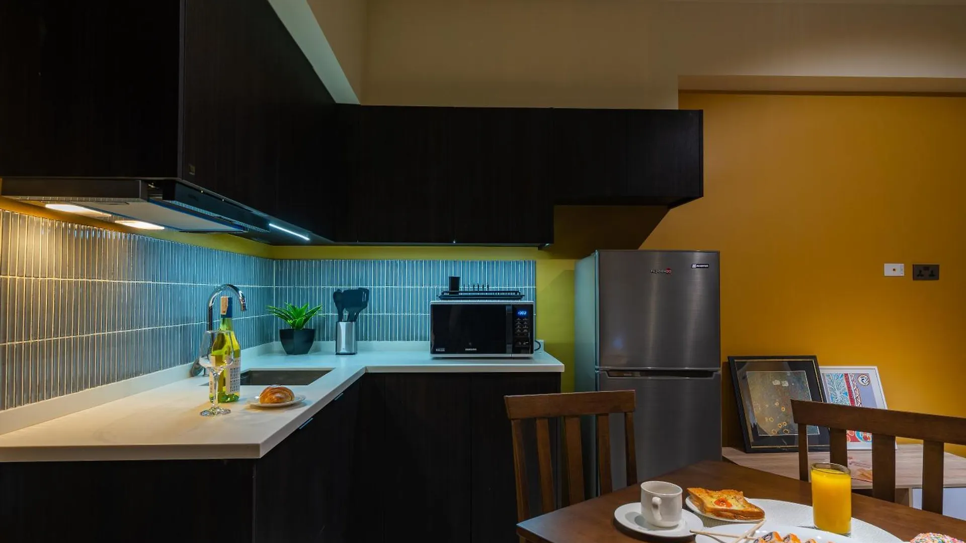 Aeon Towers Apartments I Next To Abreeza Ayala Malls I Prime Location L Fast Wifi L Free Pool I Managed By Bleuspace Davao 0*,