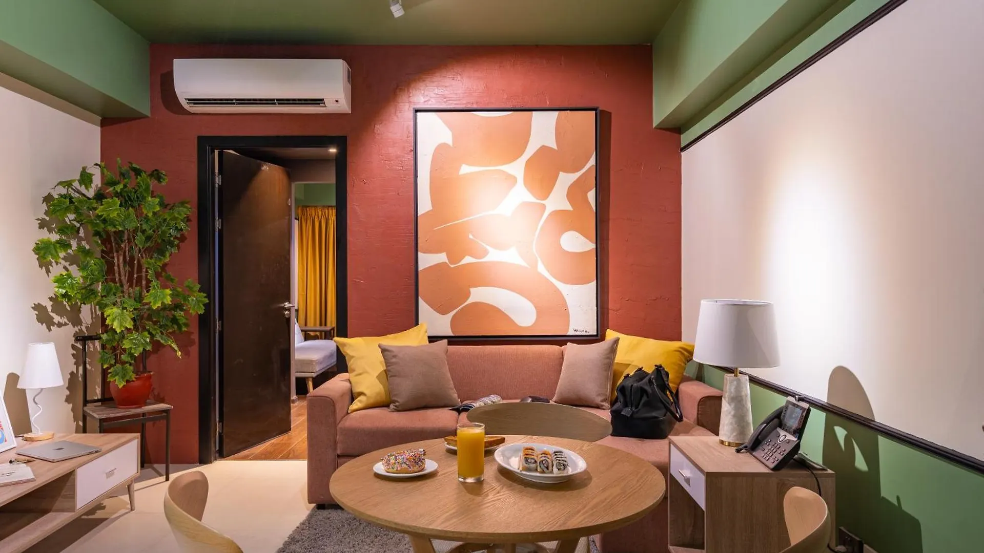 Aeon Towers Apartments I Next To Abreeza Ayala Malls I Prime Location L Fast Wifi L Free Pool I Managed By Bleuspace Davao