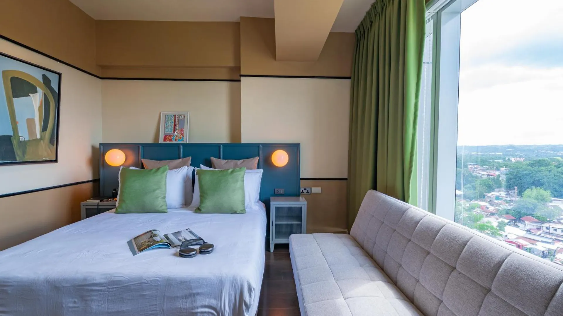 Aeon Towers Apartments I Next To Abreeza Ayala Malls I Prime Location L Fast Wifi L Free Pool I Managed By Bleuspace Davao
